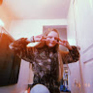 Meet your Posher, Bailey